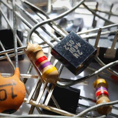 Electrical capacitor